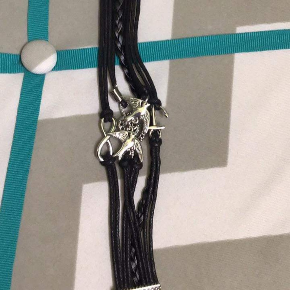 Bracelets - Picture 2 of 8